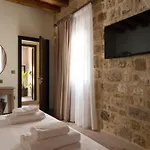 San Antonio Luxury Apartments, Medieval Town Апартаменти