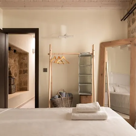 San Antonio Luxury Apartments, Medieval Town Apartment